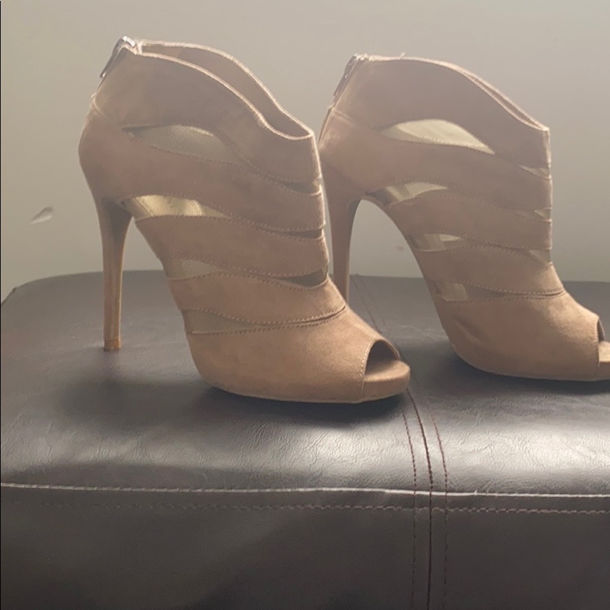 Worn Once Nine West Peep Toe Pumps